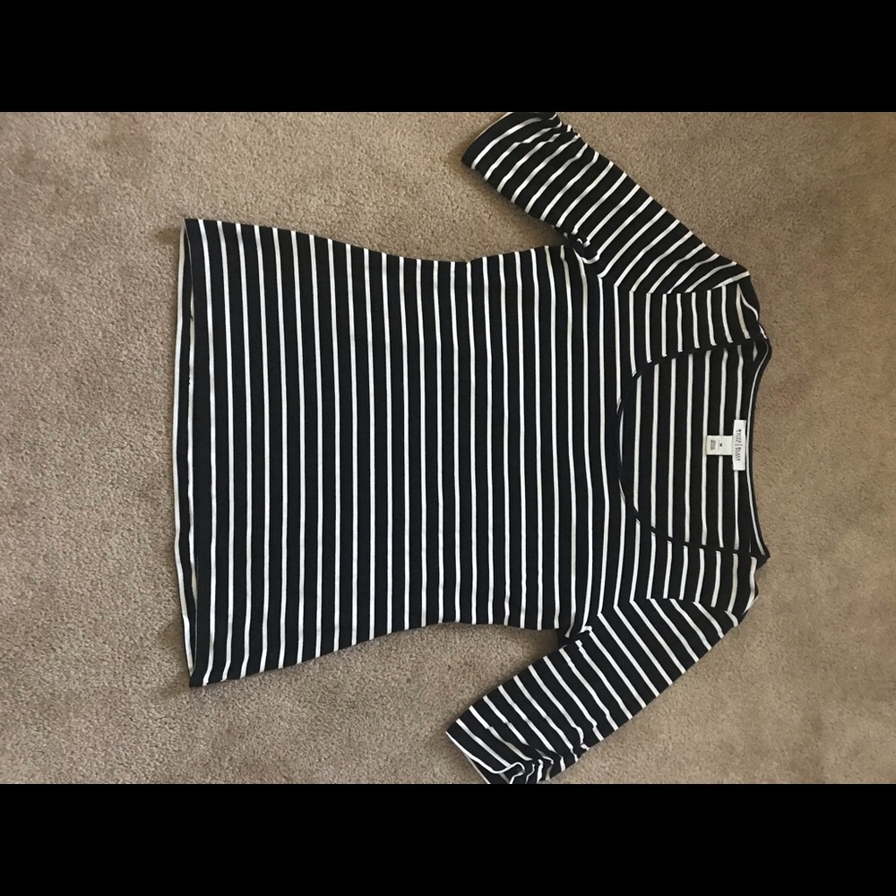 White House Black Market Top/Brand new